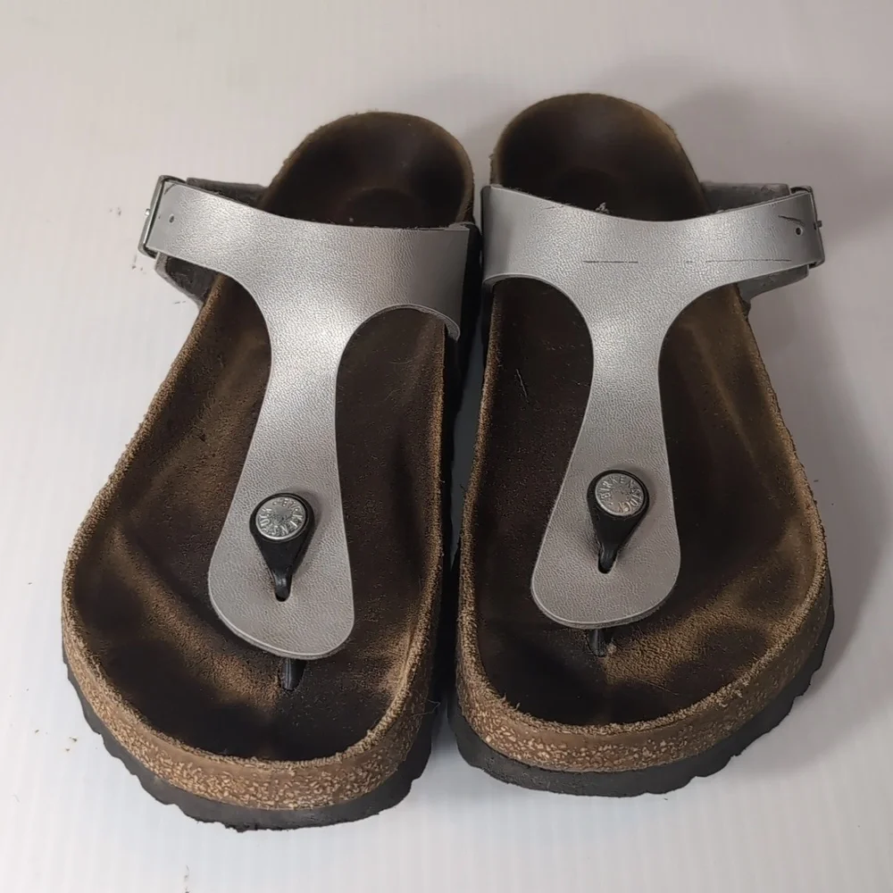 Birkenstock Silver Gizeh Birko-Flor Sandals Size 39 US 8.5